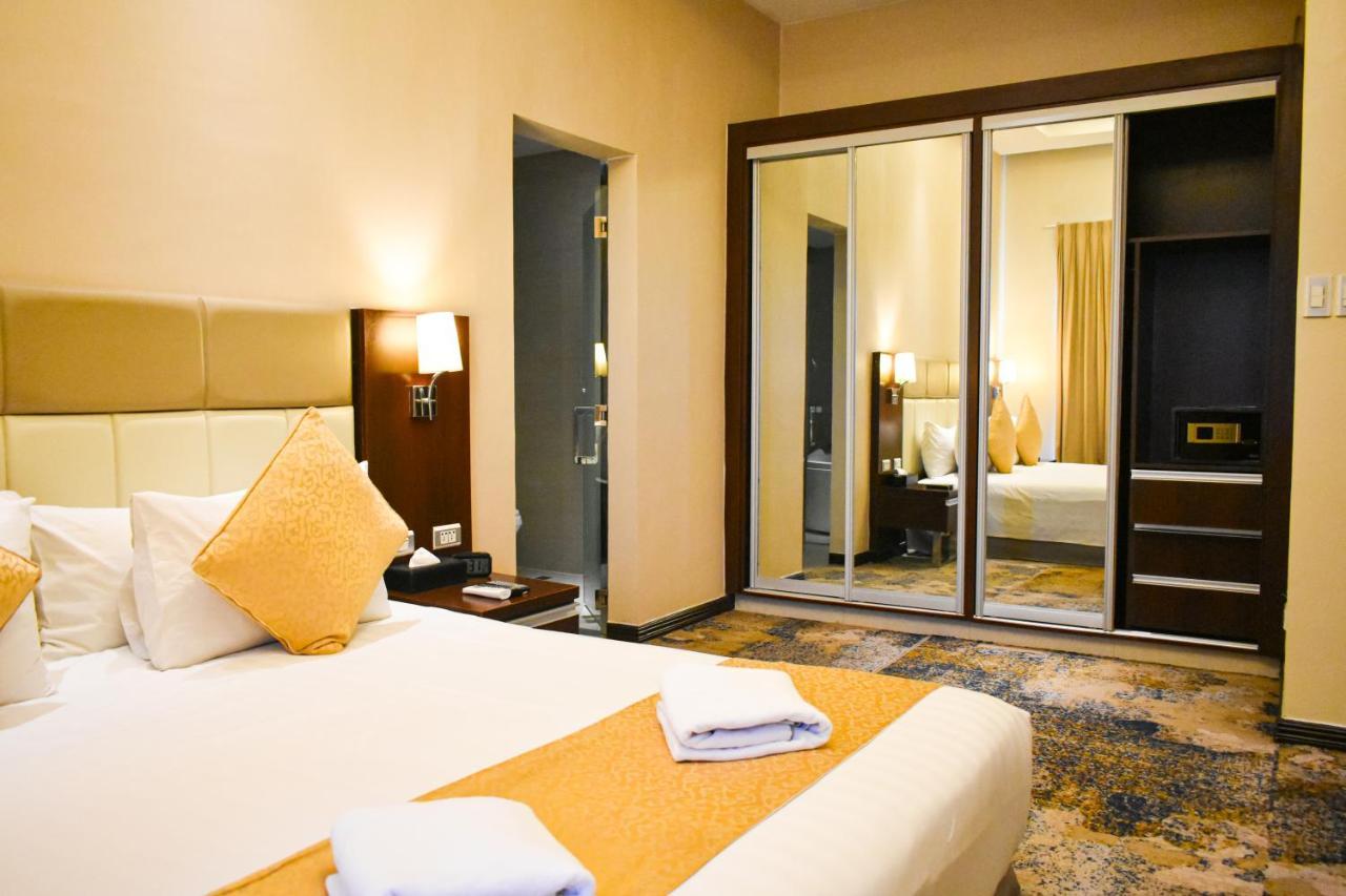 Mg Grand Hotel Olongapo Luaran gambar
