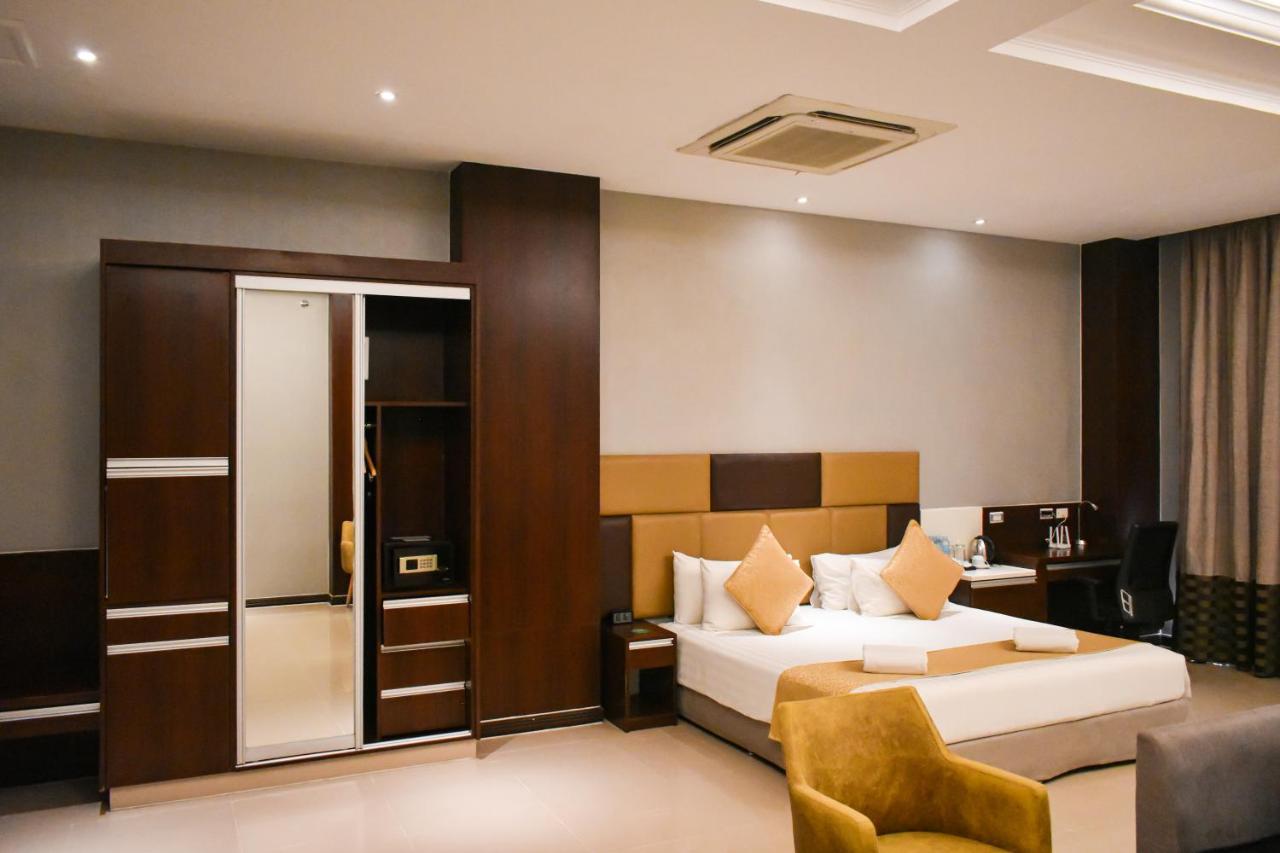 Mg Grand Hotel Olongapo Luaran gambar