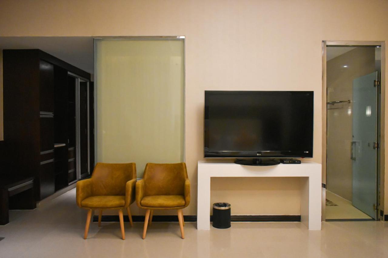 Mg Grand Hotel Olongapo Luaran gambar